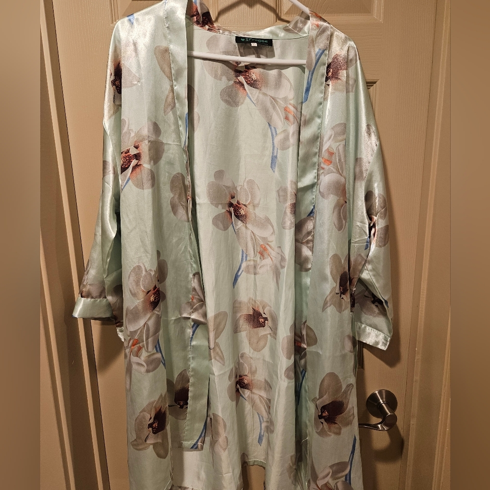 ♡IFrogee satin flower print robe